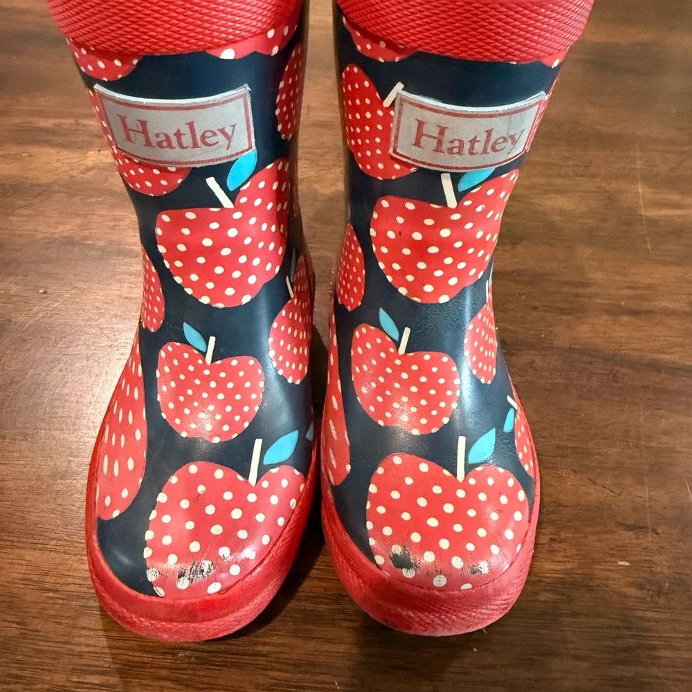 Hatley Apple Print Rainboots
